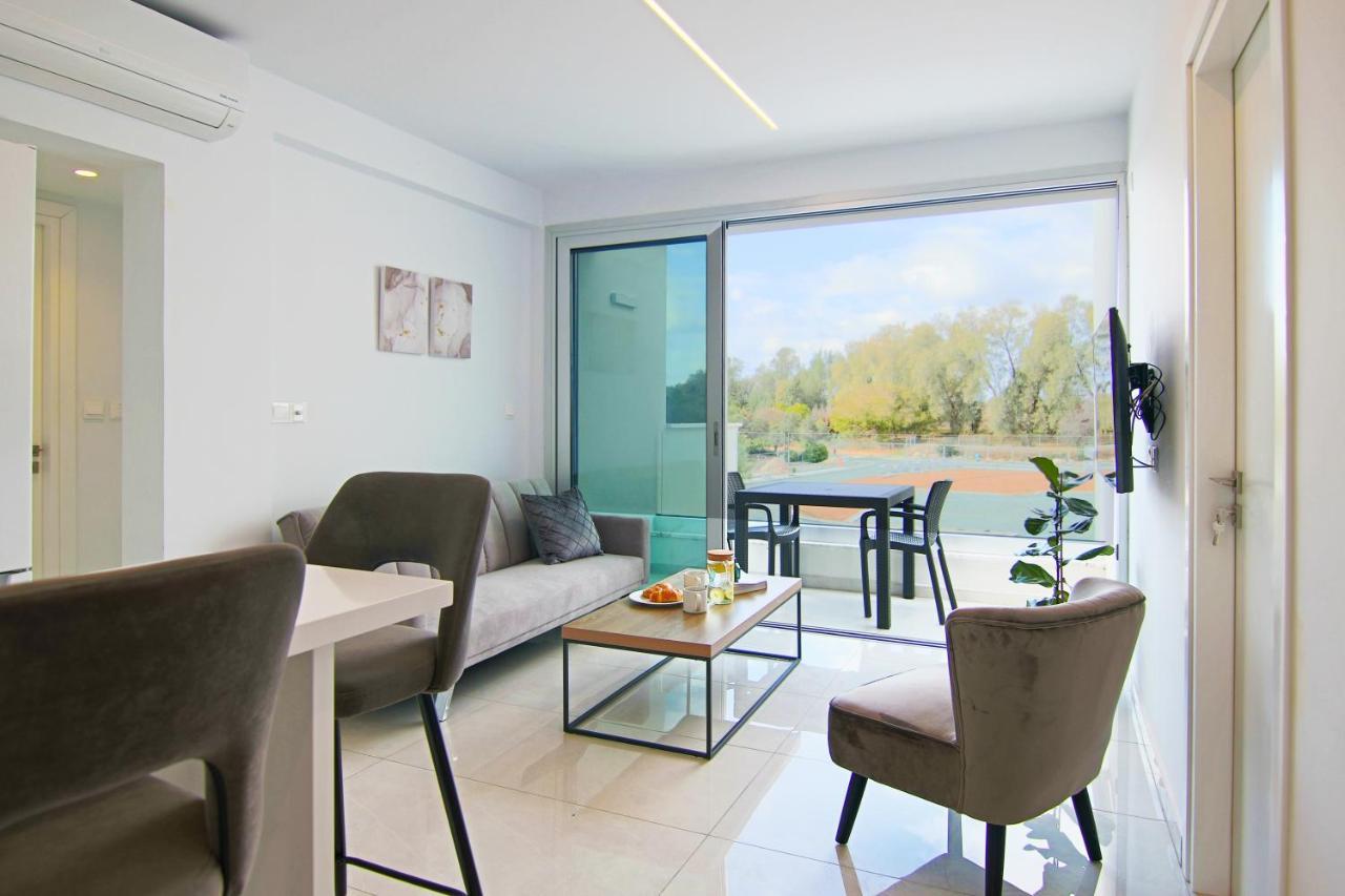 דירות Paphos Phaedrus Living - Seaside Executive Flat Harbour 101 מראה חיצוני תמונה