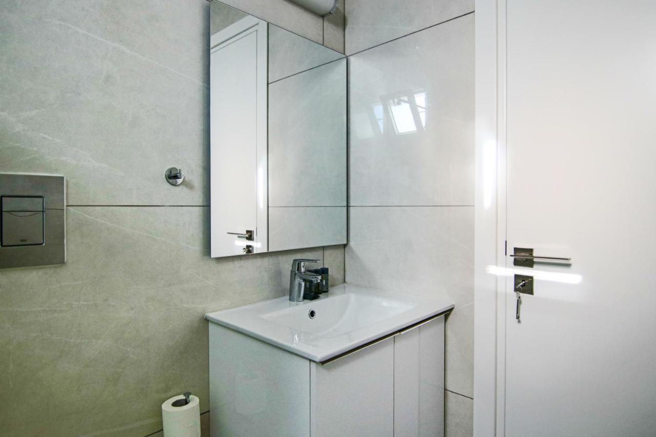 דירות Paphos Phaedrus Living - Seaside Executive Flat Harbour 101 מראה חיצוני תמונה